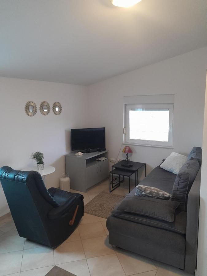 Caliente Apartments Vir B 外观 照片