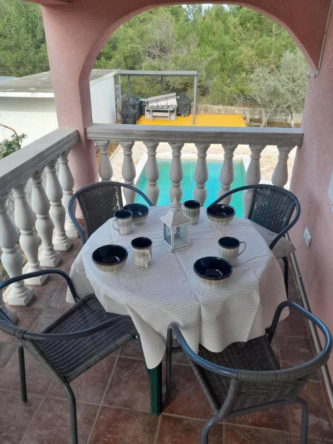 Caliente Apartments Vir B 外观 照片